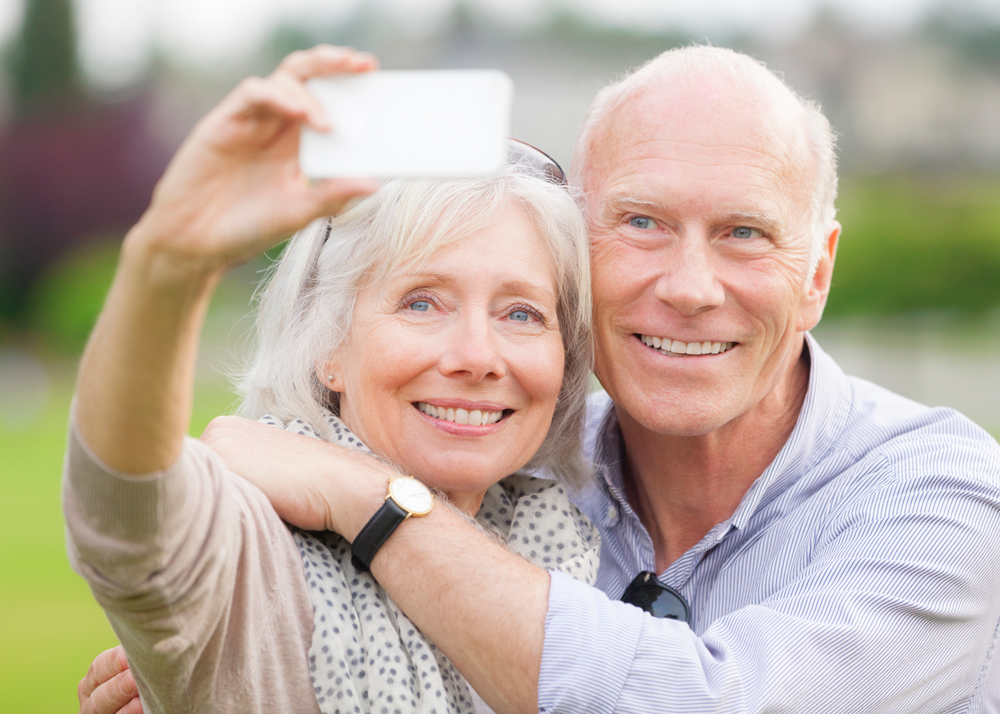 Imagen Pareja Mayor Seguro Dental